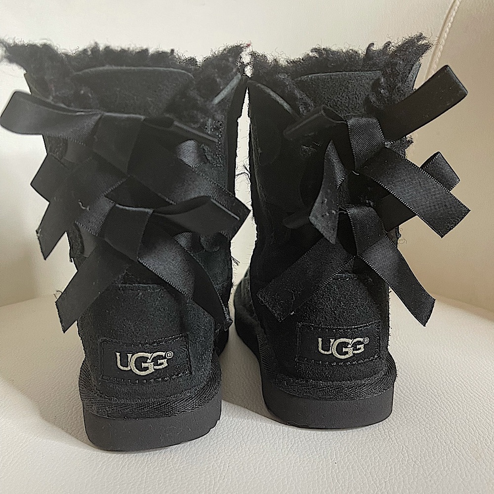 Toddler UGG size 8